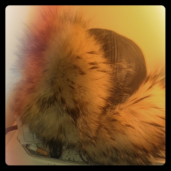 Wolf skin bomber hat